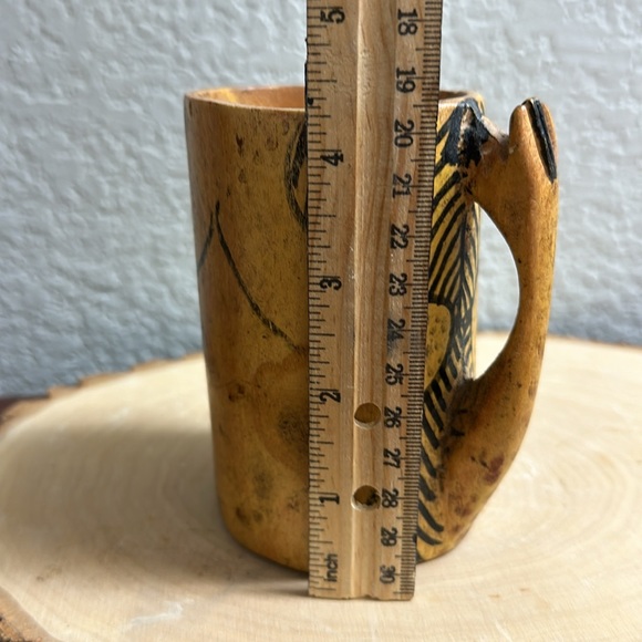 Vintage Solid Hand carved Zebra Wood Mug New made in Kenya Excellent condition - Picture 6 of 9